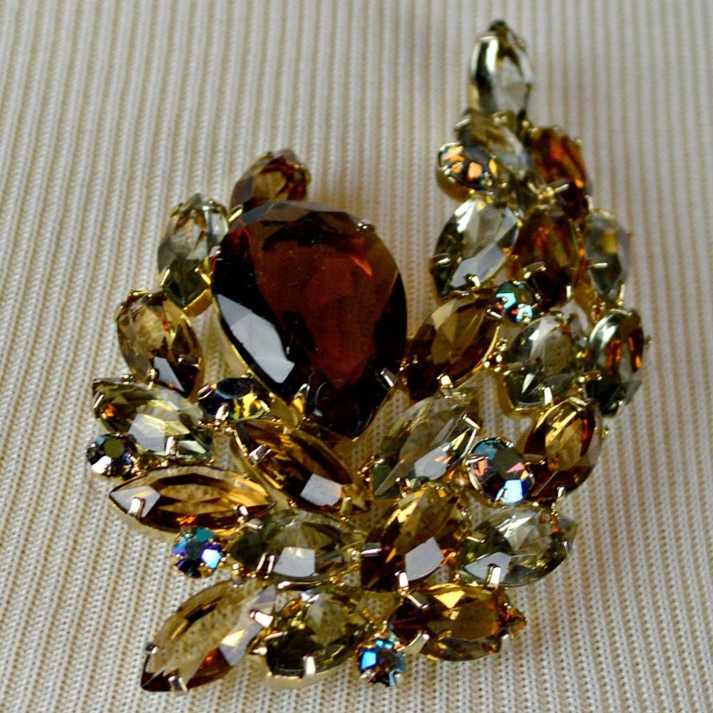 Vintage Signed Large Topaz Rhinestone Brooch